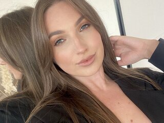 Live EricaReynolds