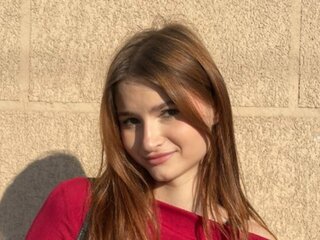Online MadelynWealer